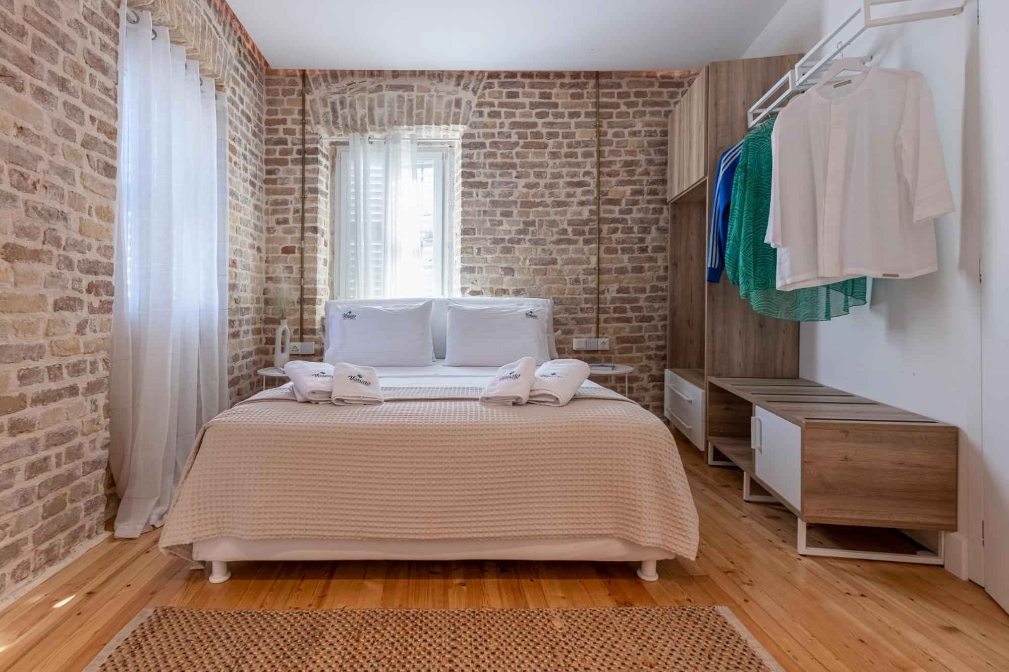 Vailato Swan White Suite Corfu  Ngoại thất bức ảnh