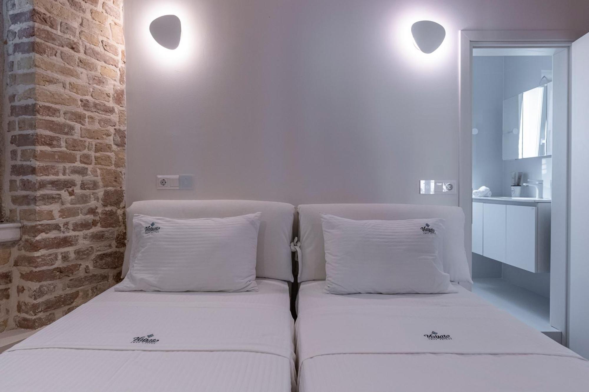 Vailato Swan White Suite Corfu  Ngoại thất bức ảnh