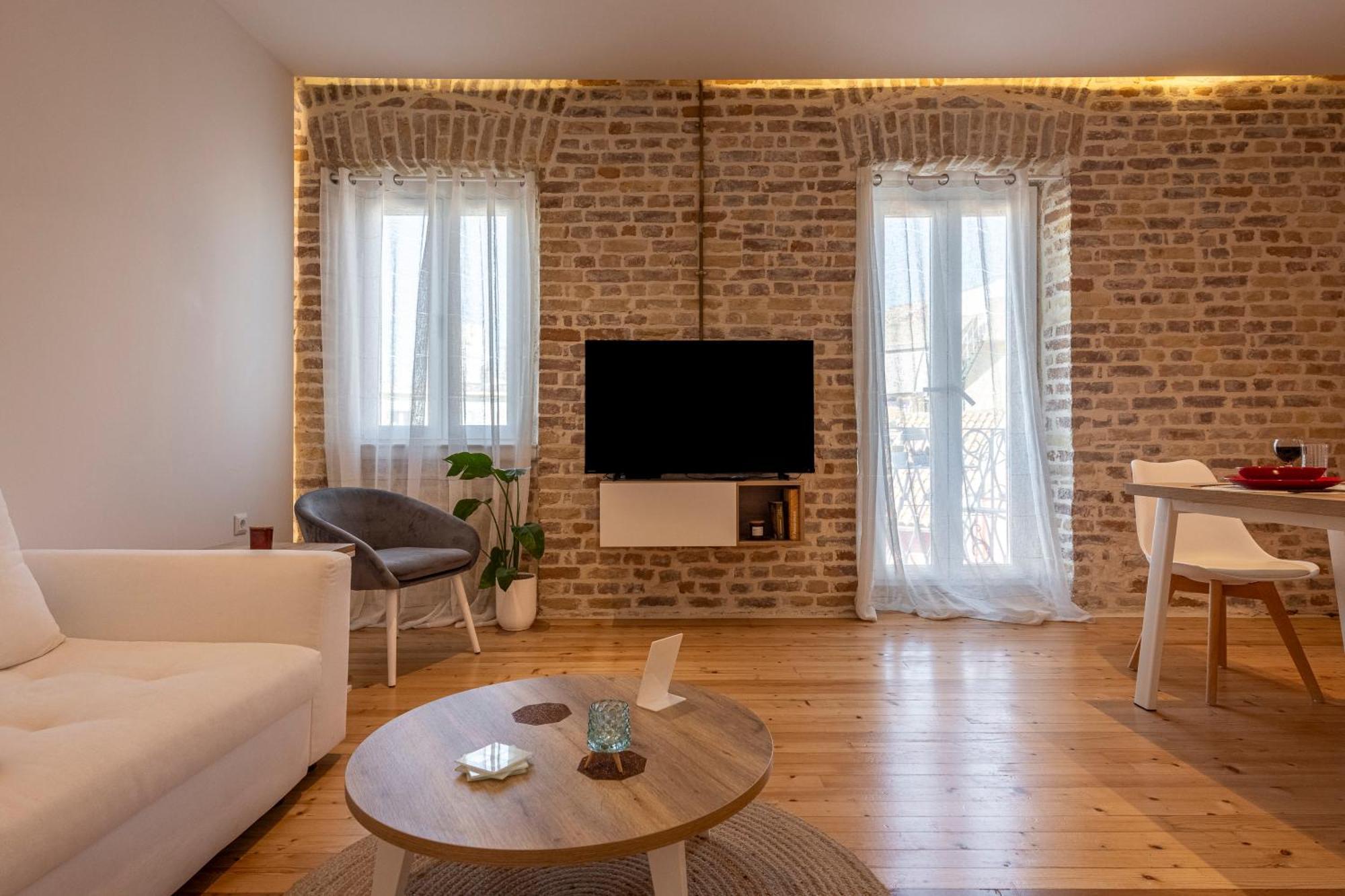 Vailato Swan White Suite Corfu  Ngoại thất bức ảnh